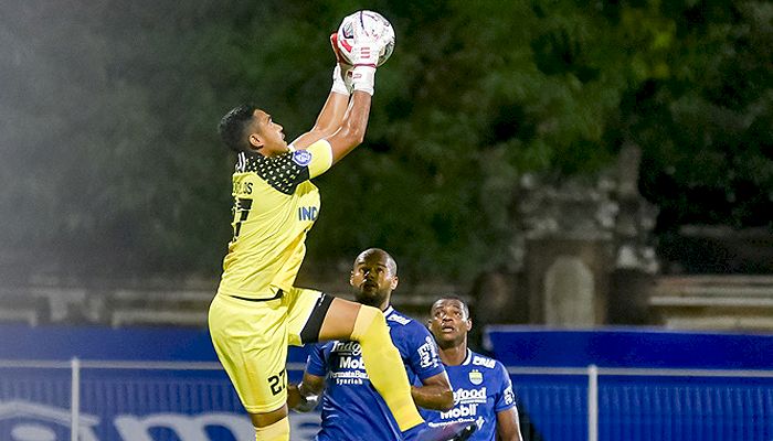 Beda Nasib Bruno Cantanhede dan Kiper Persita di Laga Debut